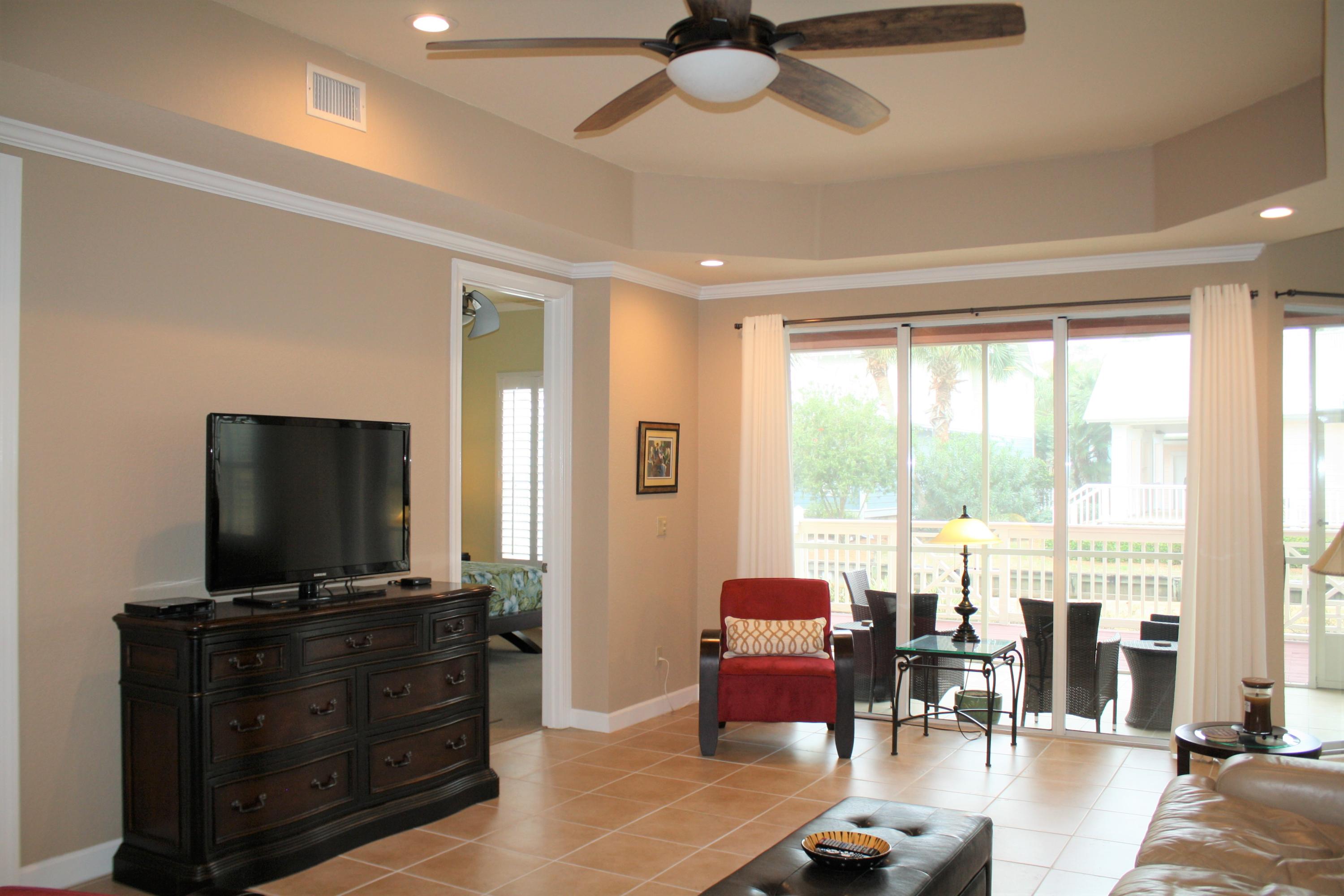 CRYSTAL COVE - Residential