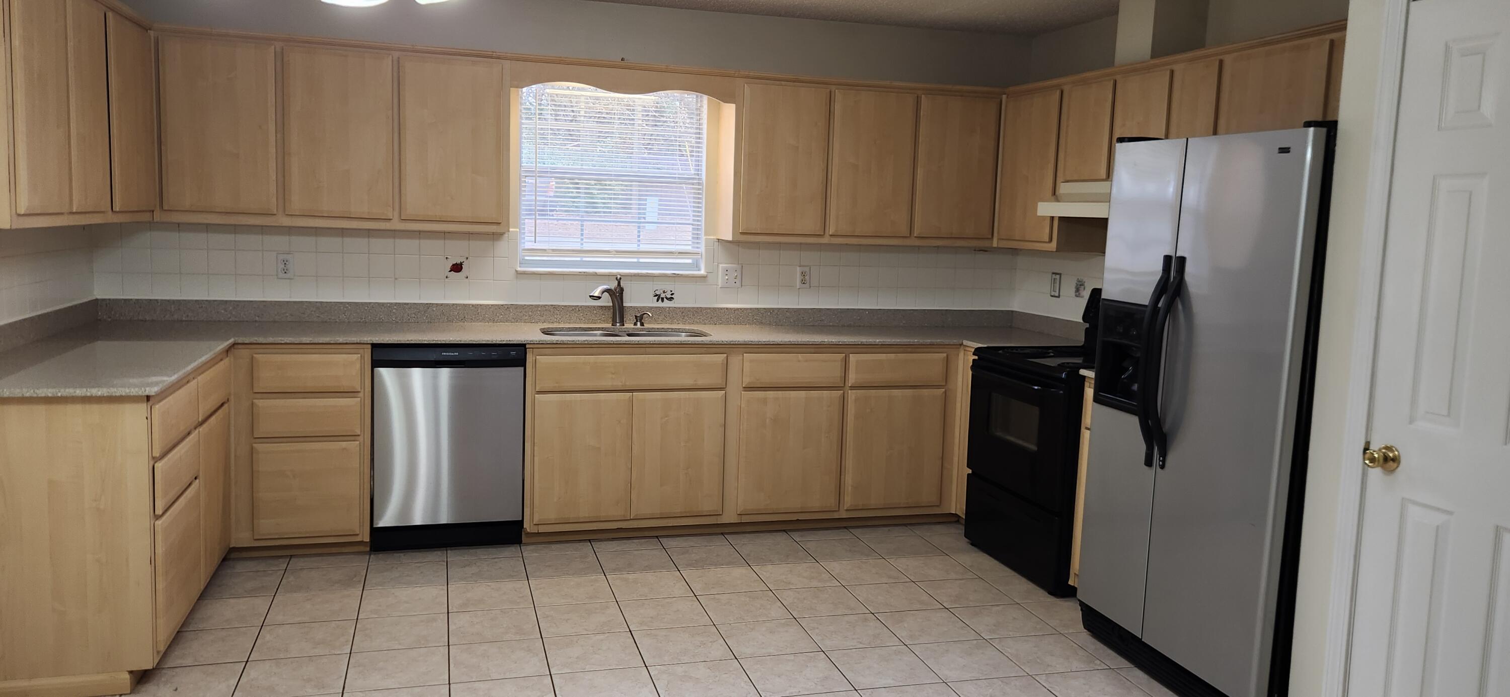 COUNTRYVIEW ESTATES - Residential