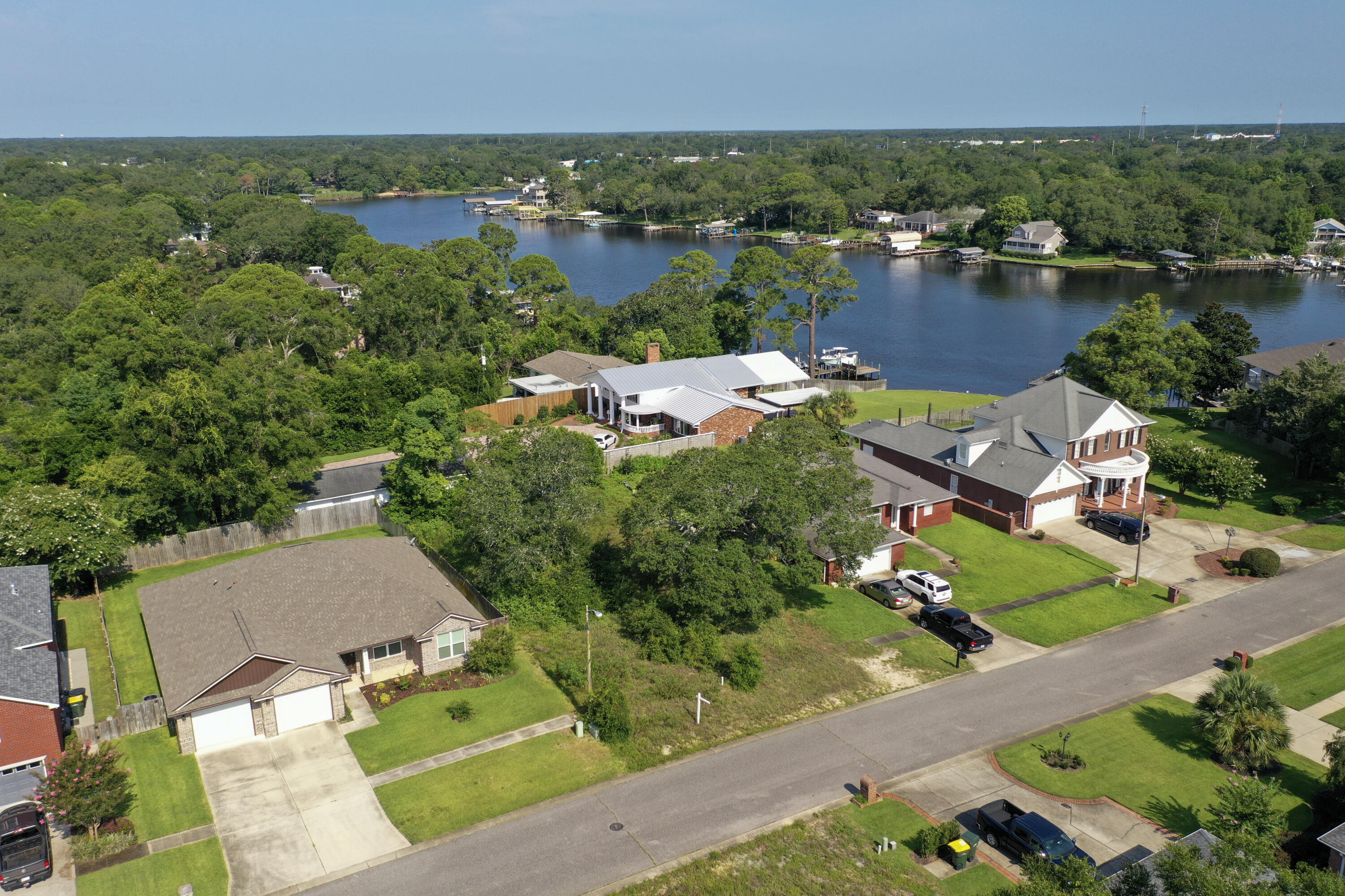 CINCO RIDGE ESTATES - Land