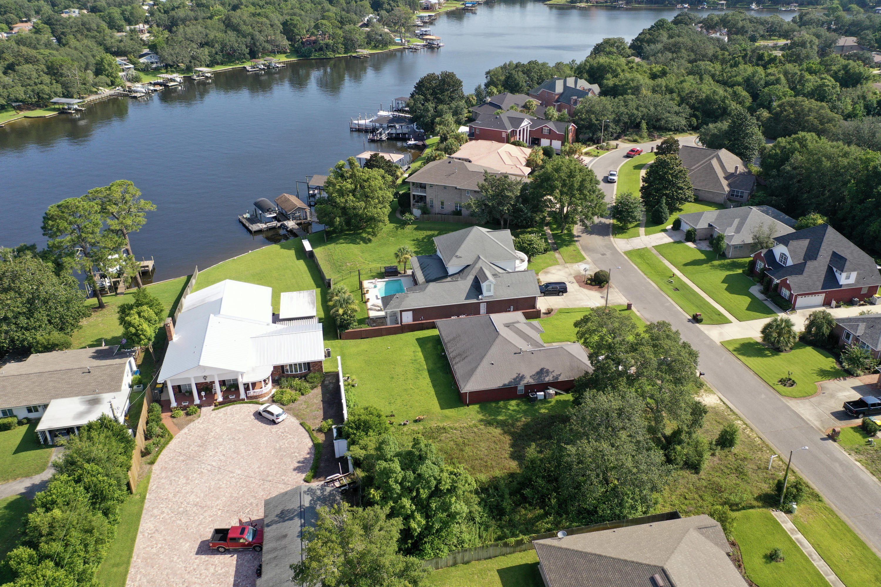 CINCO RIDGE ESTATES - Land