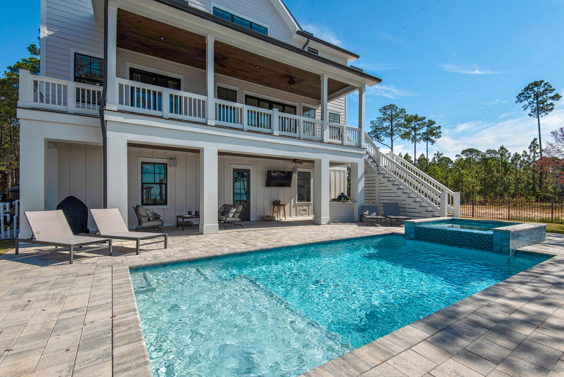 BAY HARBOUR - Residential