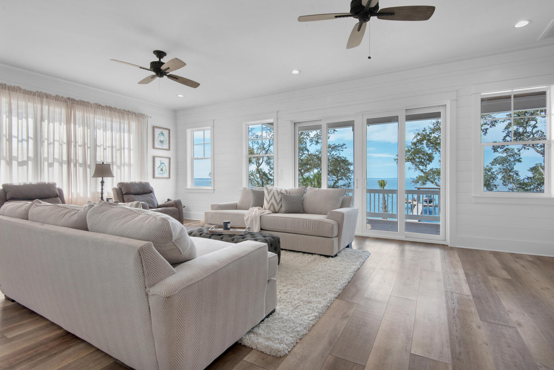BAY HARBOUR - Residential