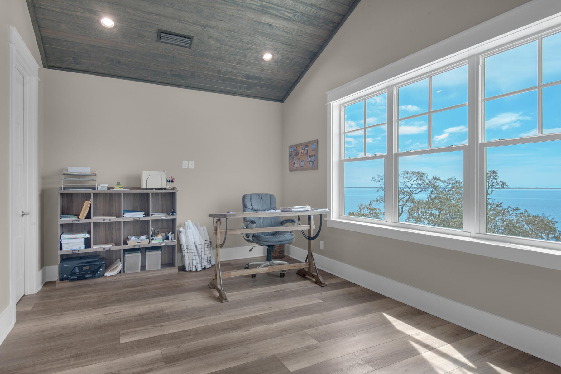 BAY HARBOUR - Residential