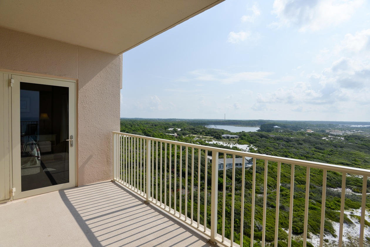 TOPS'L BEACH MANOR - Residential