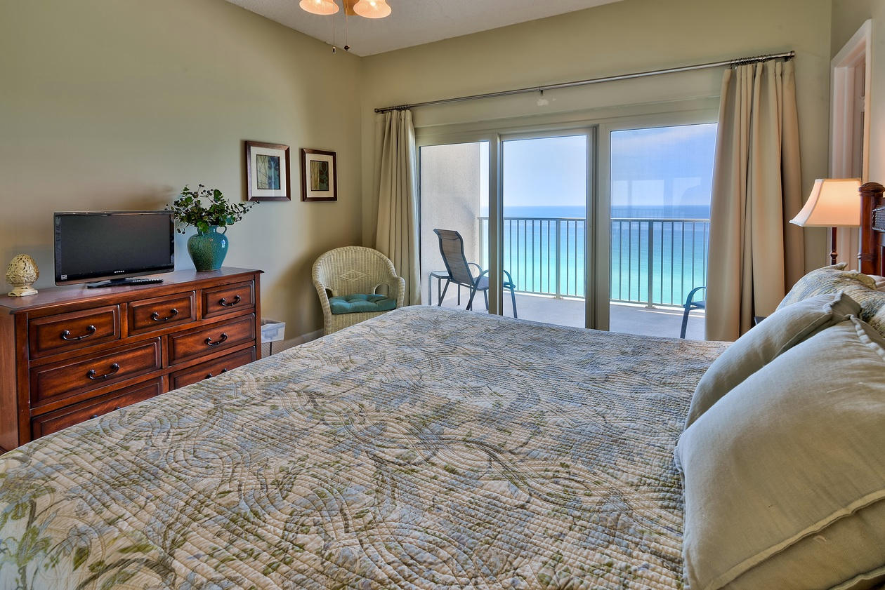 TOPS'L BEACH MANOR - Residential