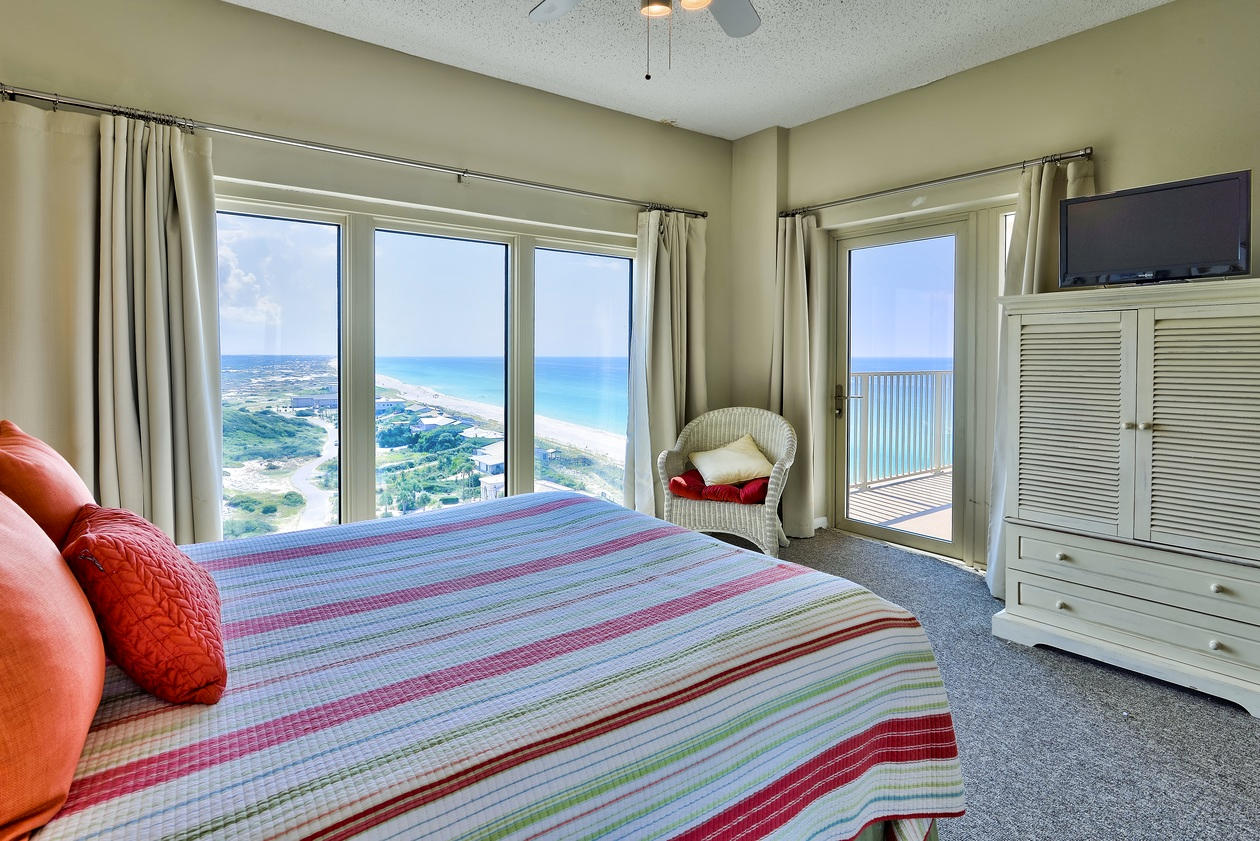 TOPS'L BEACH MANOR - Residential