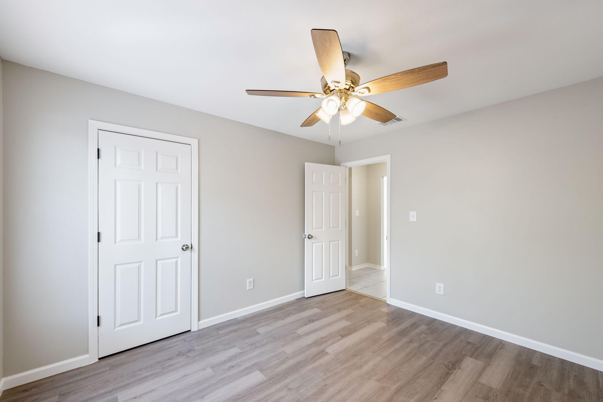 SANDY BEACH ESTATES - Residential