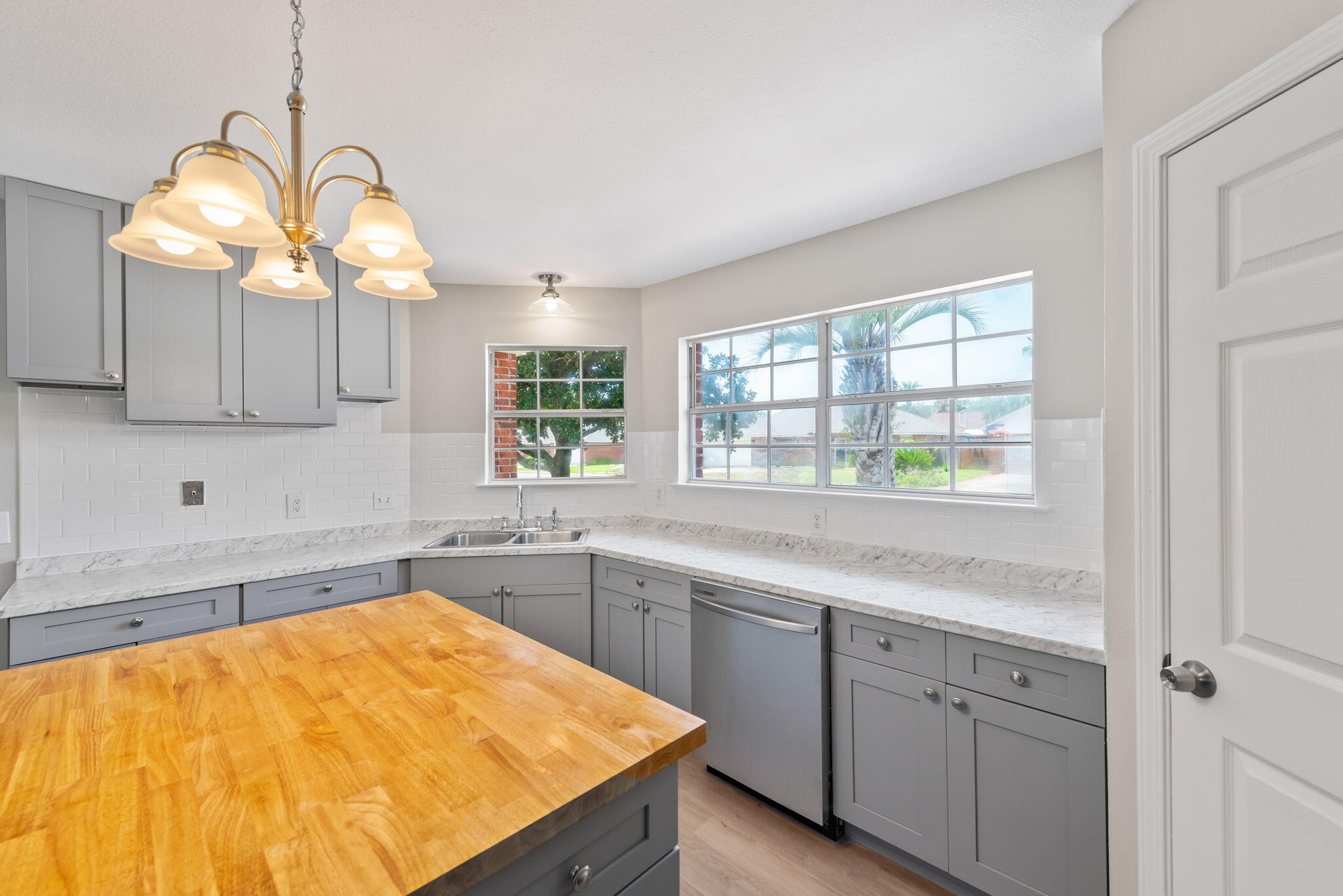 SANDY BEACH ESTATES - Residential