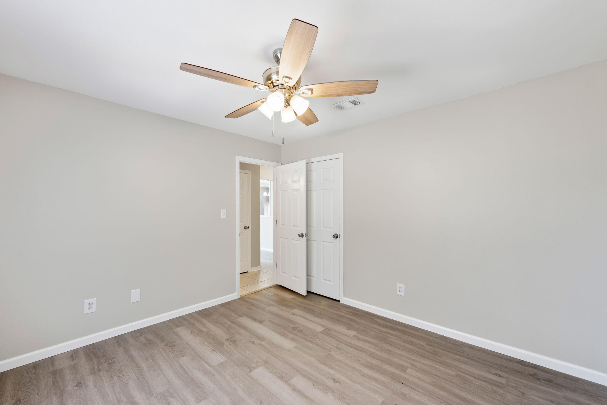 SANDY BEACH ESTATES - Residential