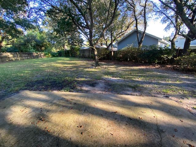 EASTWOOD 6TH ADD LOT 2 BLK K - Residential