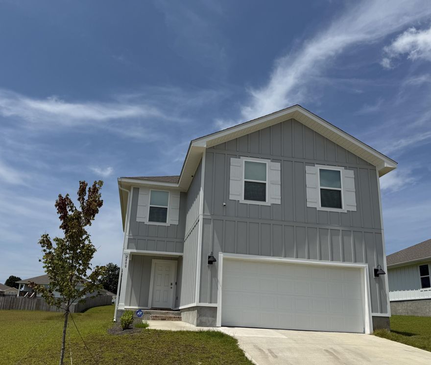 Lake Silver Area: This one year old 2 story home is waiting for you.  You are gonna love this spacious open floor plan.  Large living area open to the kitchen area with quartz countertops, pantry, breakfast bar, stainless steel appliances, and extra storage under the stairs.  One half bath located down stairs for your convenience.   Upstairs you will find the 4 bedrooms. The spacious owners suite comes with quartz double vanity, over sized shower and very roomy walk in closet.  All 4 bedroom are carpeted.  The utility room is located upstairs also for you convenience.  Cul-d-sac at the end of the street makes this a treasure.