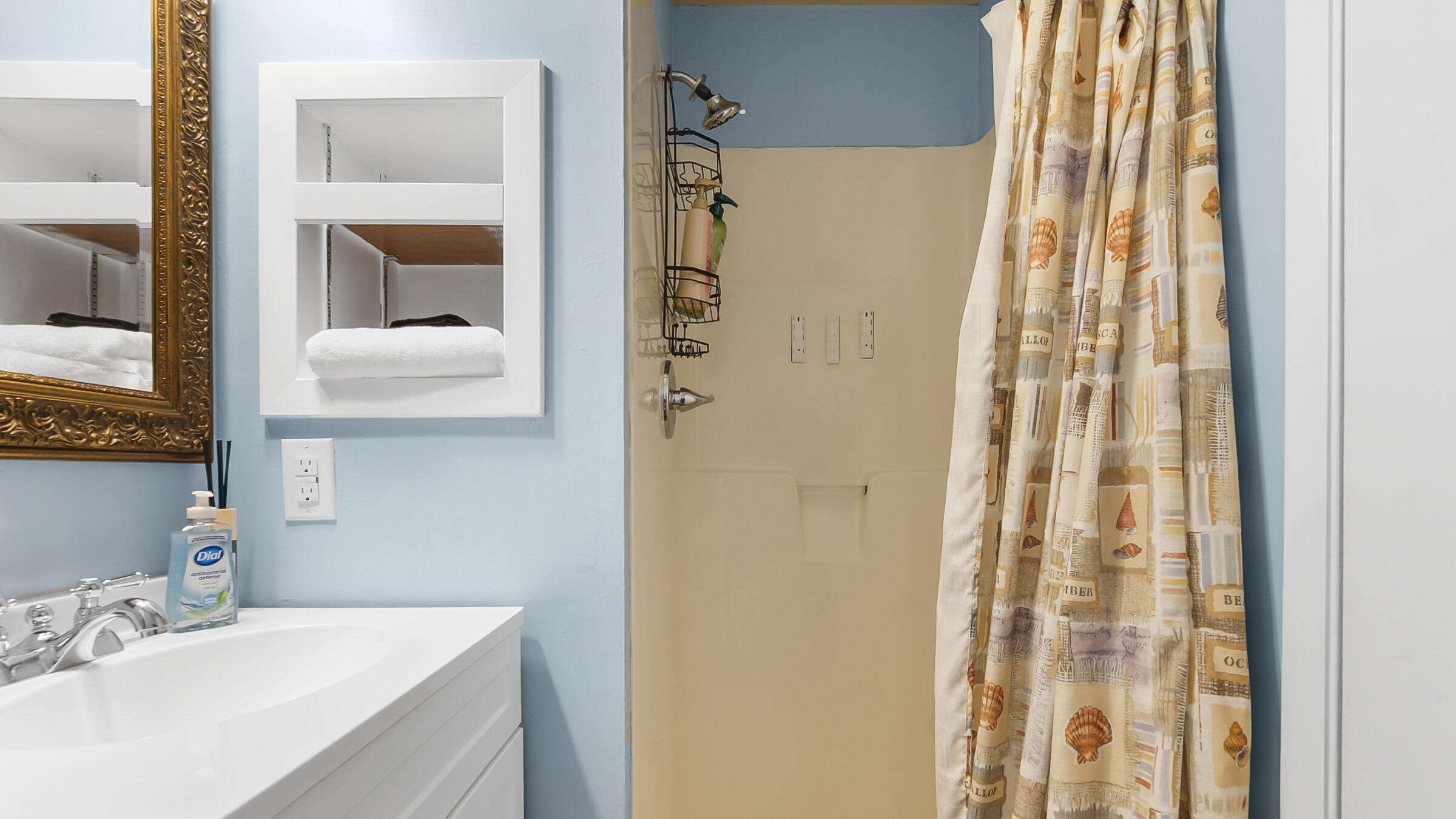 BEACHWALK CONDO - Residential Lease