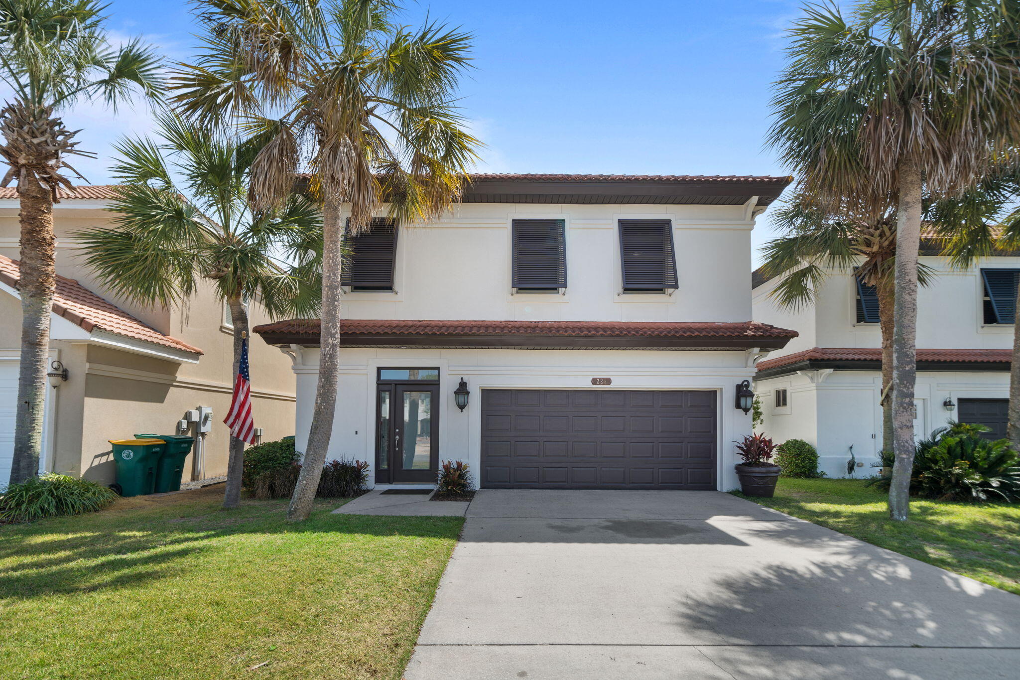 Location, location, location ... and PRICED TO SELL by Owner. Newly painted exterior and updates throughout the entire house. Calusa Bay, a premier gated community near Destin, Florida's pristine beaches is the perfect place to call your next home.This three-bedroom, two and a half-bathroom residence is ideal for the buyer that wants the convenience and access to beaches, schools, shopping, golf courses and top-rated restaurants. This home offers the ultimate lifestyle and is ready for immediate move in.. The community's pool, tranquil common areas, continued community development upgrades and super low HOA fees offer the new homeowner peace of mind. Priced to sell - don't miss out on this great deal.