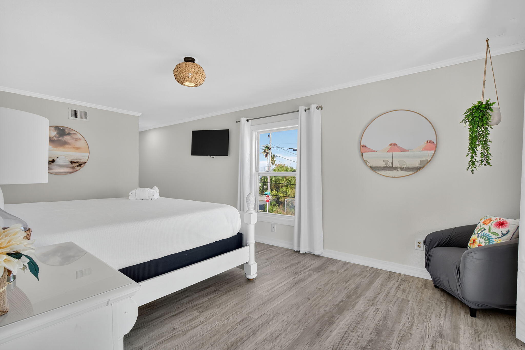 TREASURE ISLAND - Residential