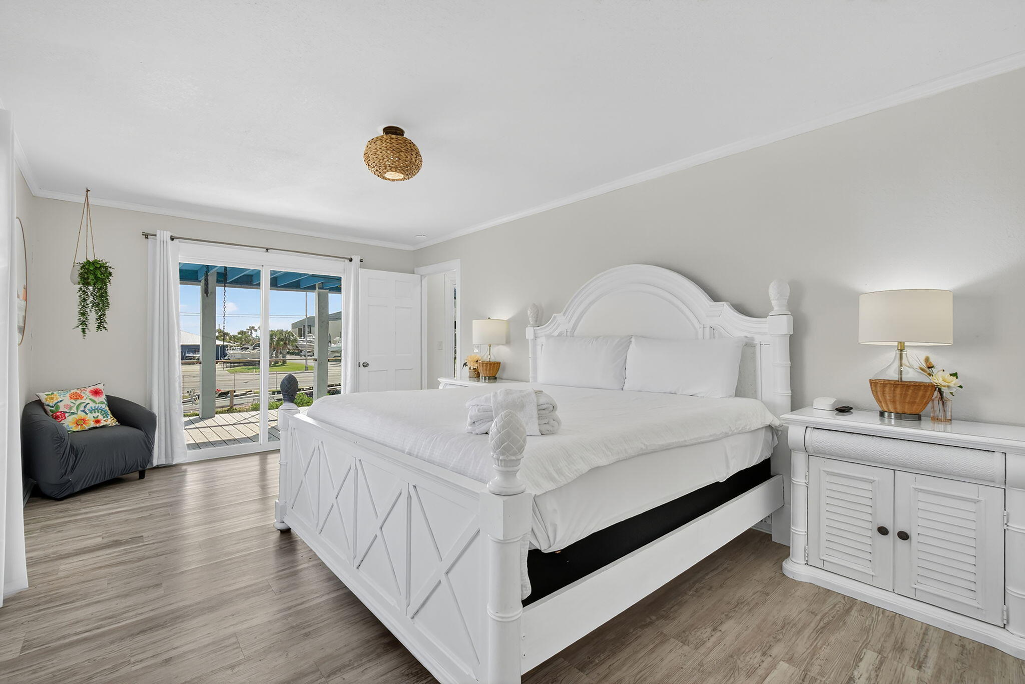 TREASURE ISLAND - Residential