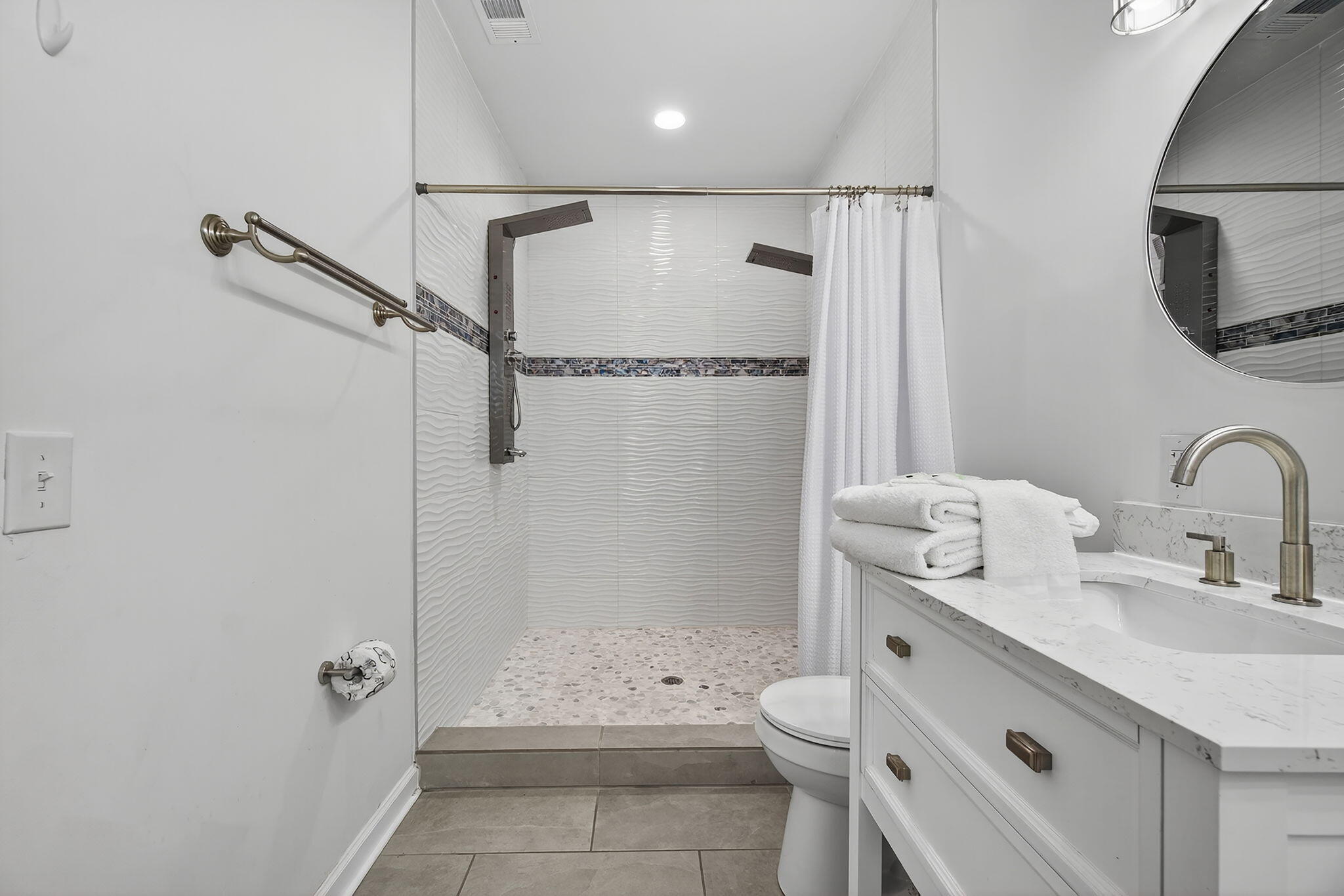 TREASURE ISLAND - Residential