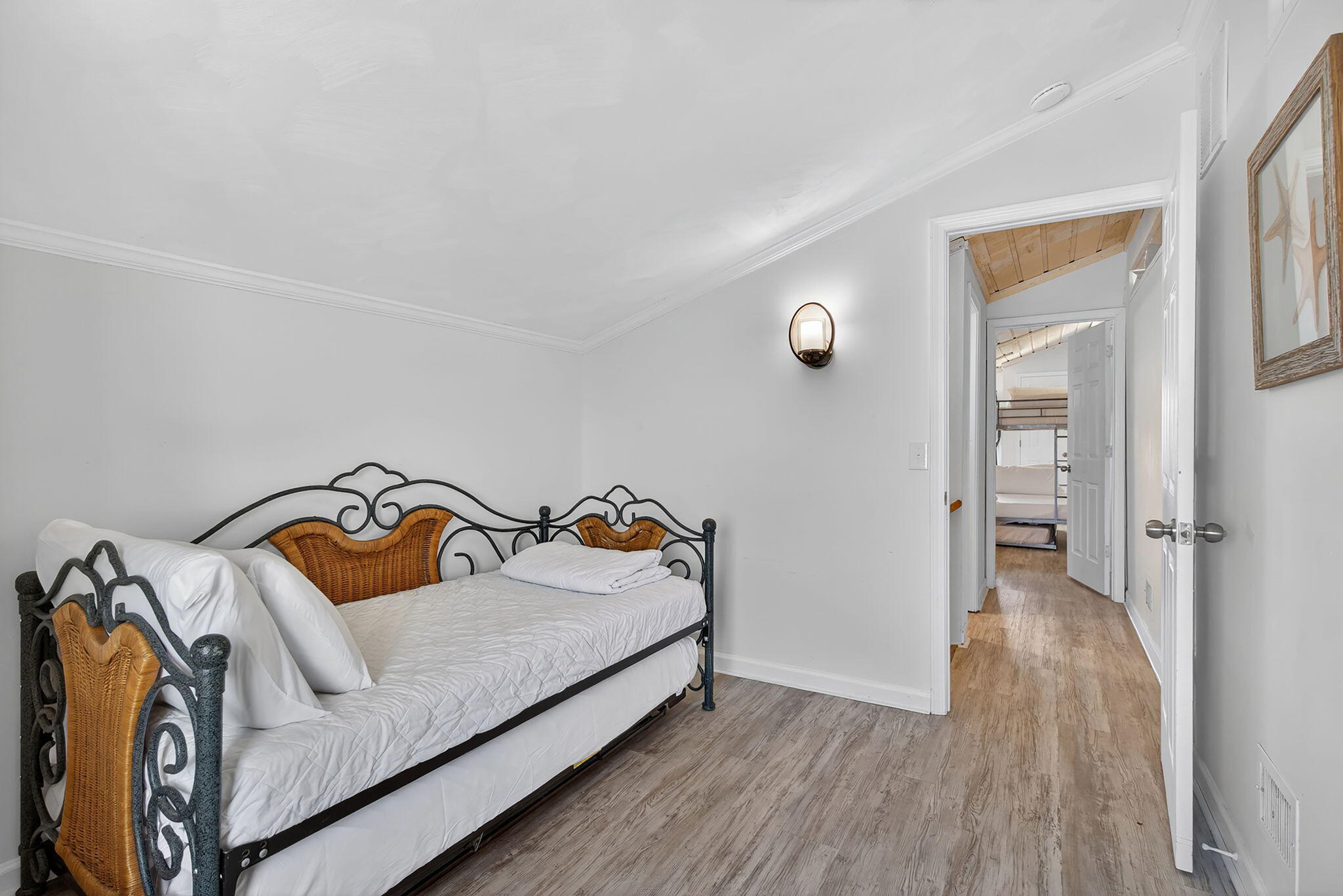 TREASURE ISLAND - Residential