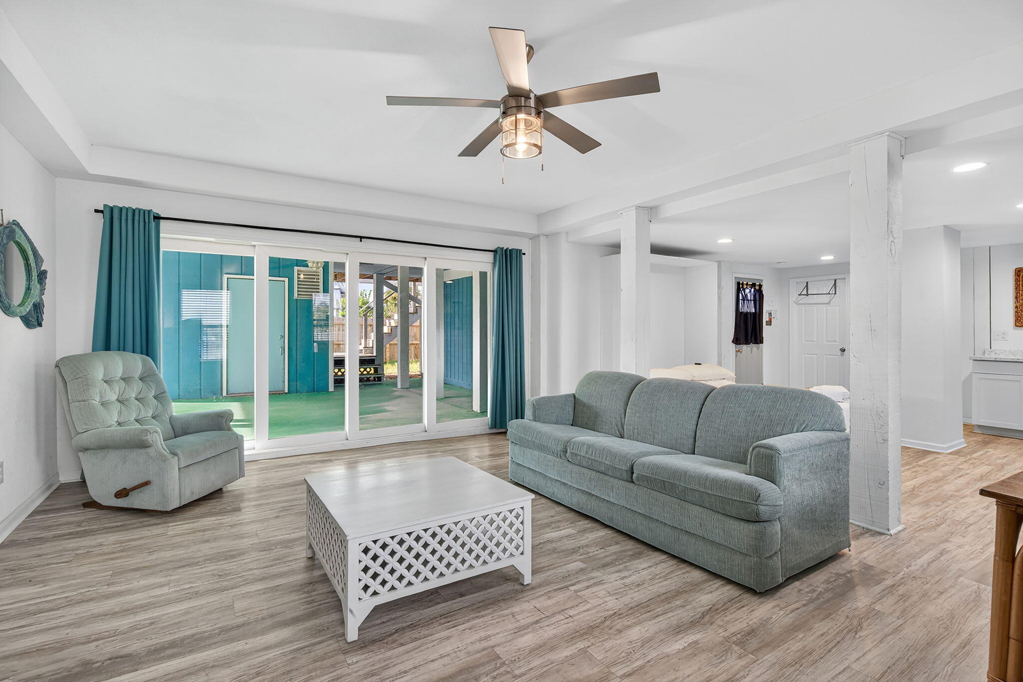 TREASURE ISLAND - Residential