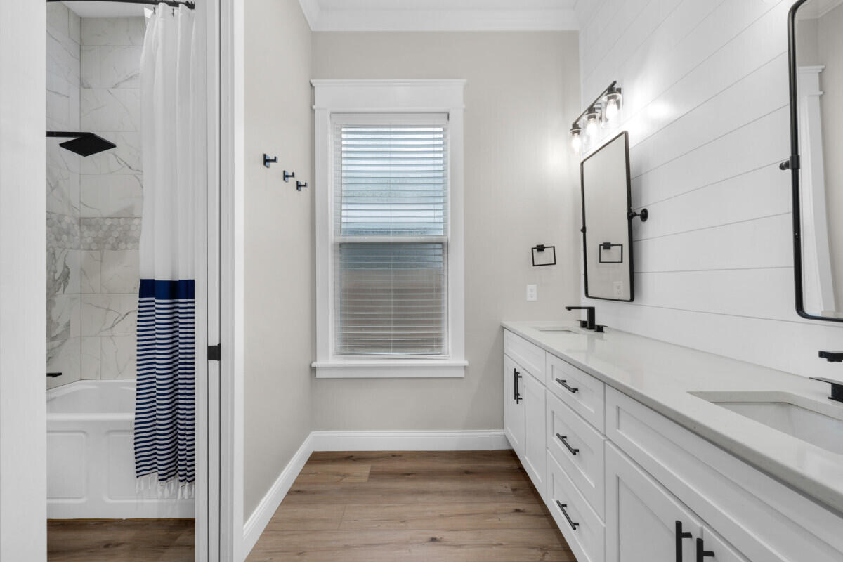 LaGrange Shores - Residential