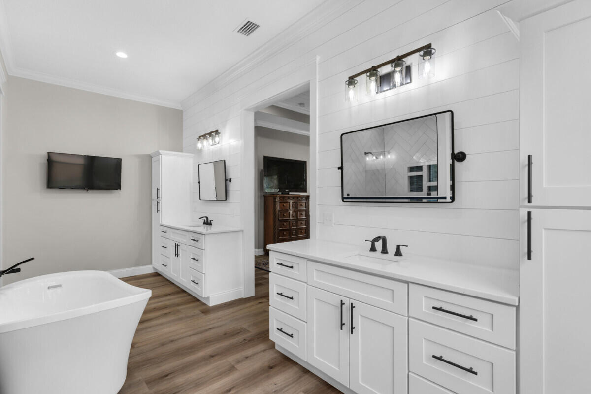 LaGrange Shores - Residential