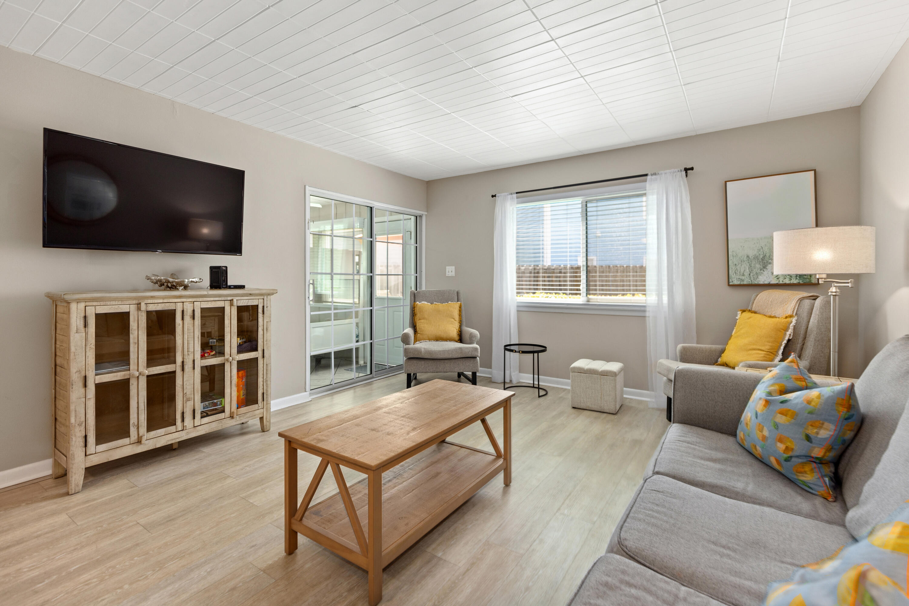 CHATEAU LA MER CONDO - Residential