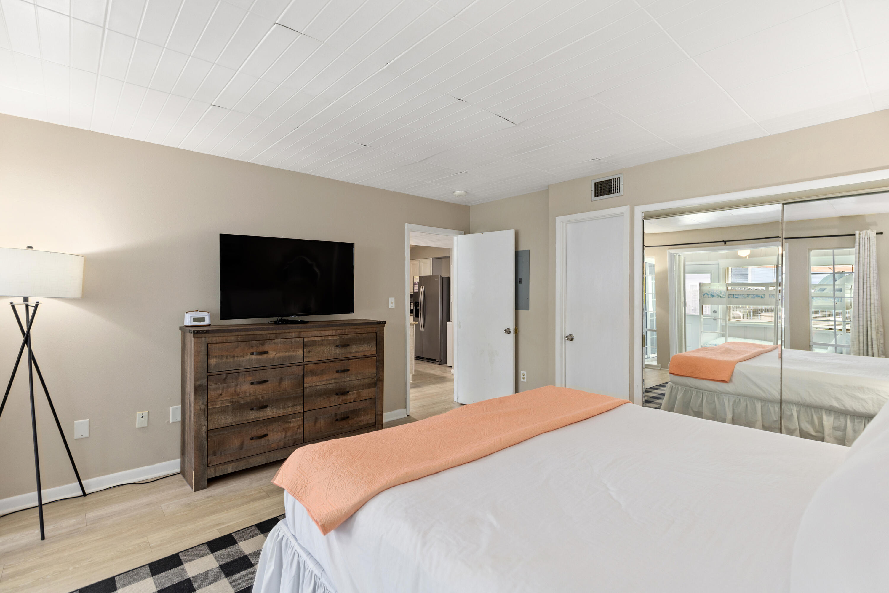 CHATEAU LA MER CONDO - Residential