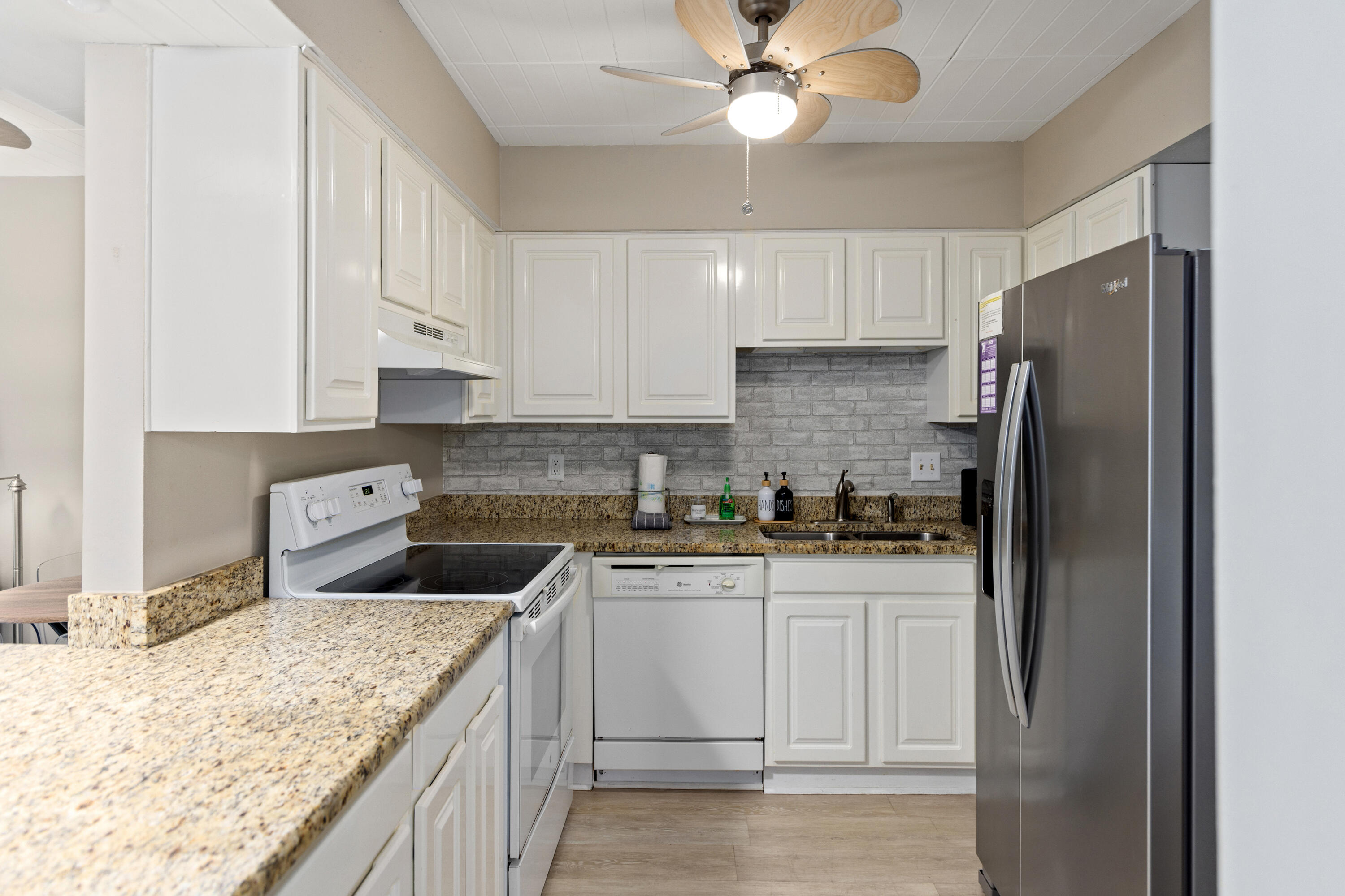 CHATEAU LA MER CONDO - Residential