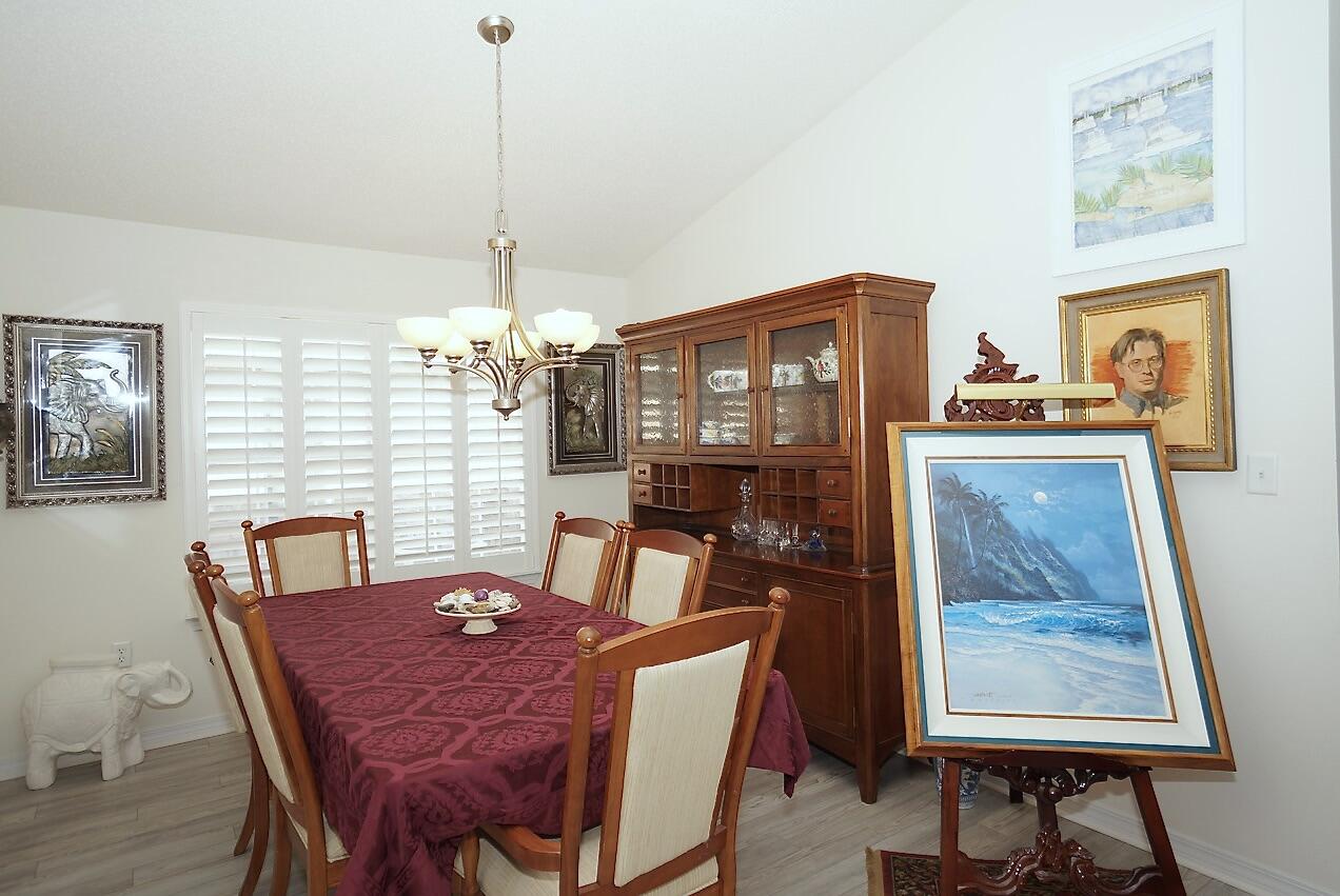 PARADISE RETREAT - Residential