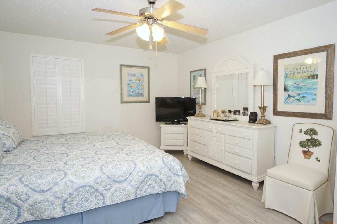 PARADISE RETREAT - Residential