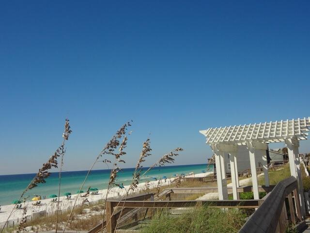 PARADISE RETREAT - Residential