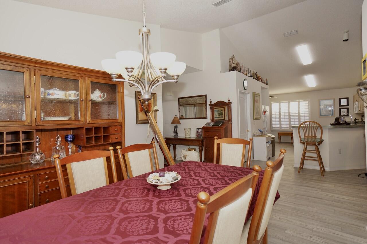 PARADISE RETREAT - Residential