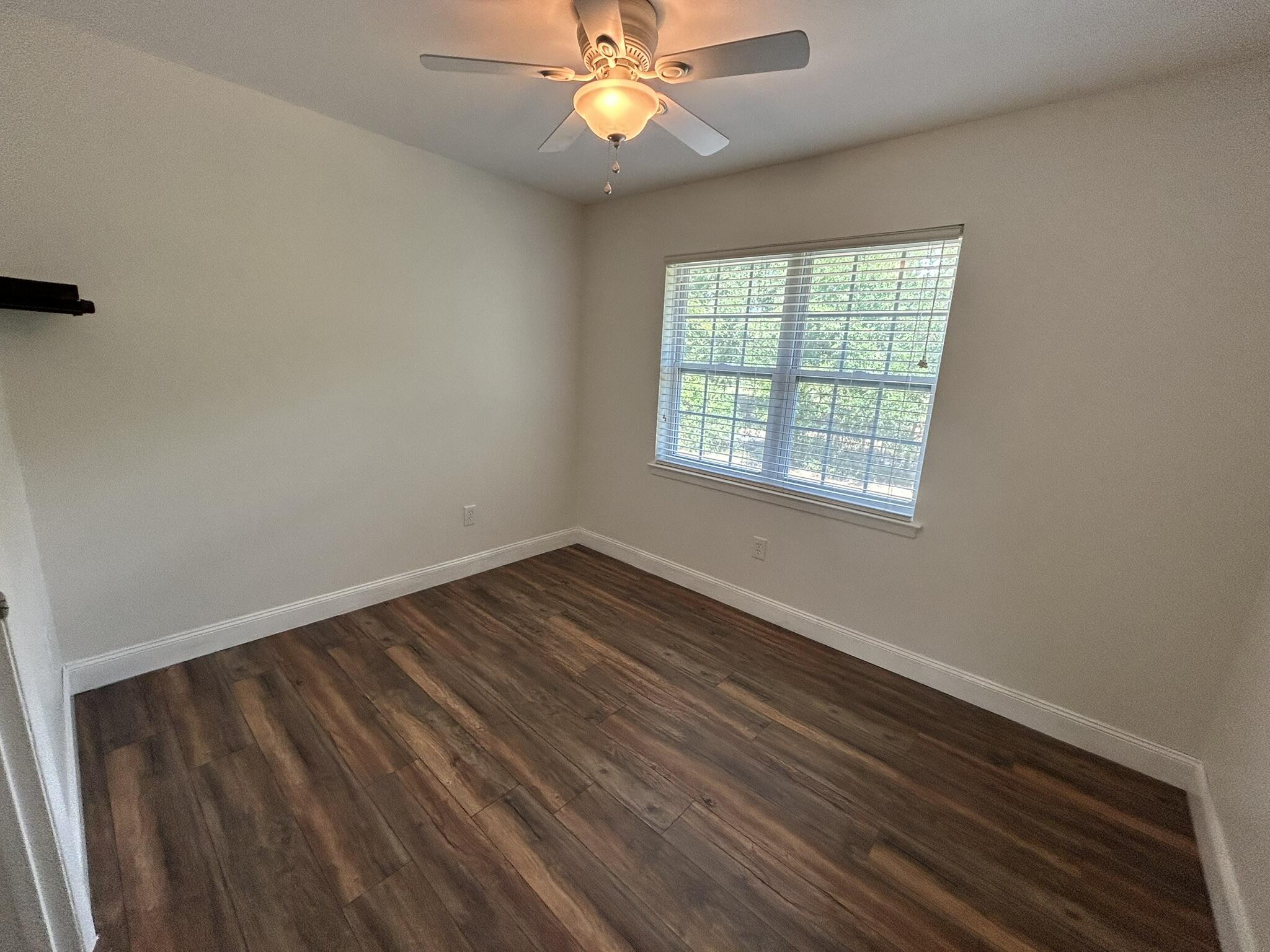 COUNTRY CLUB CONDO - Residential Lease