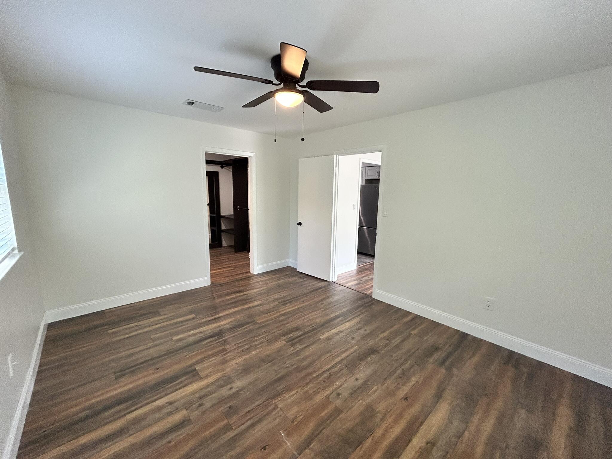 COUNTRY CLUB CONDO - Residential Lease