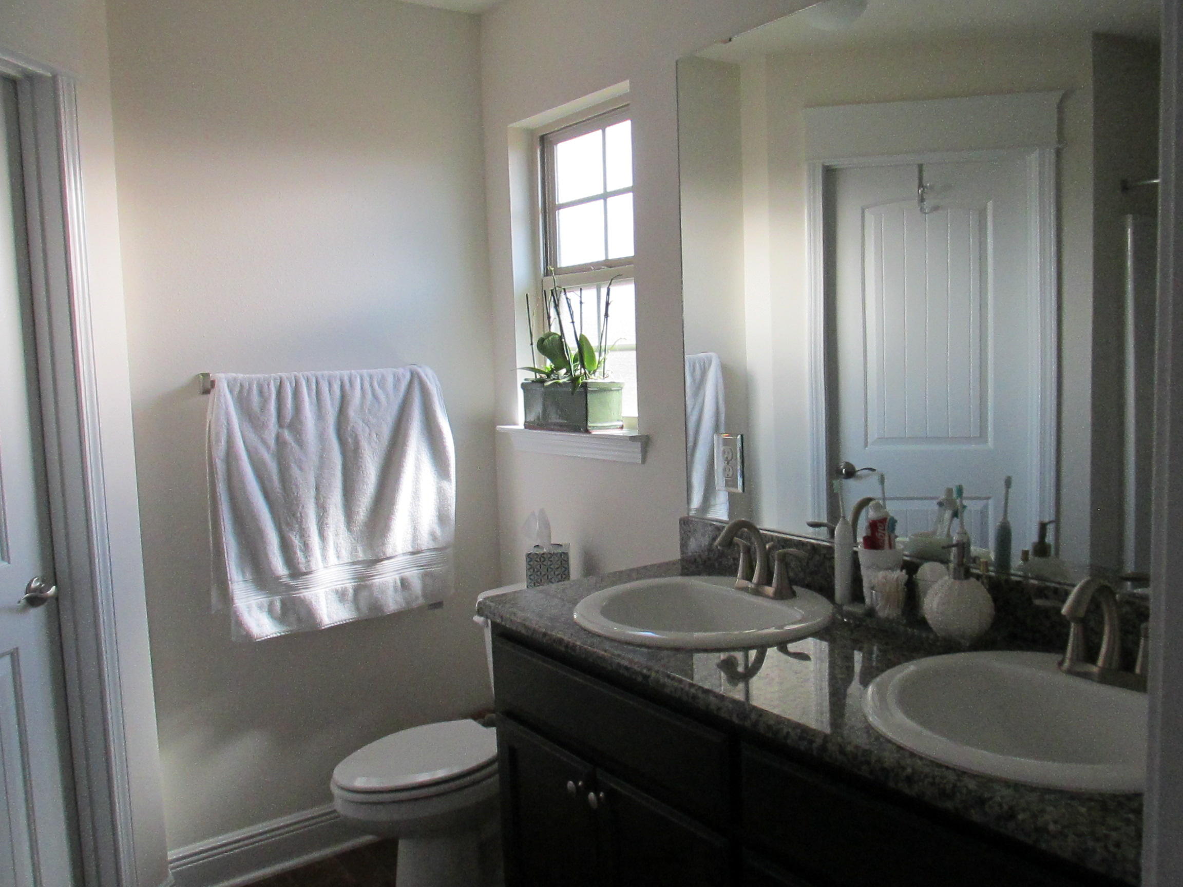 EAGLE BAY - Residential Lease