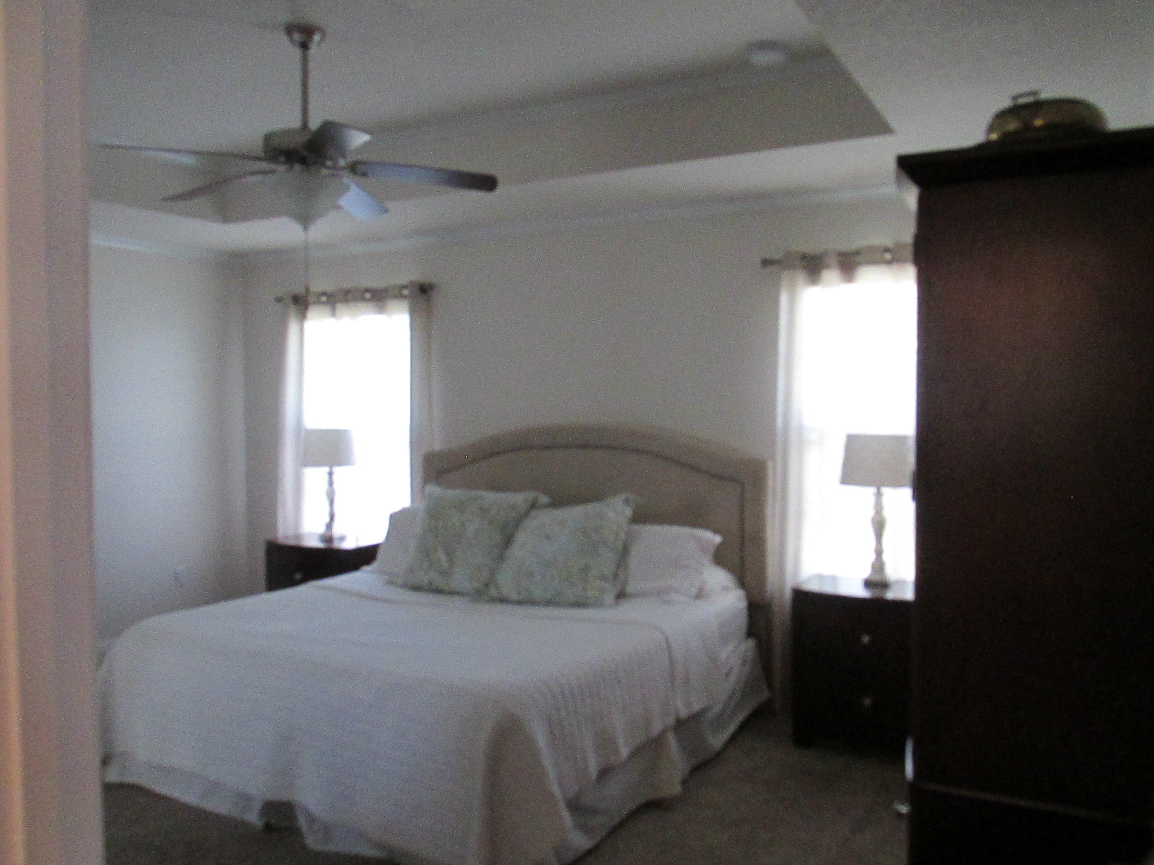 EAGLE BAY - Residential Lease