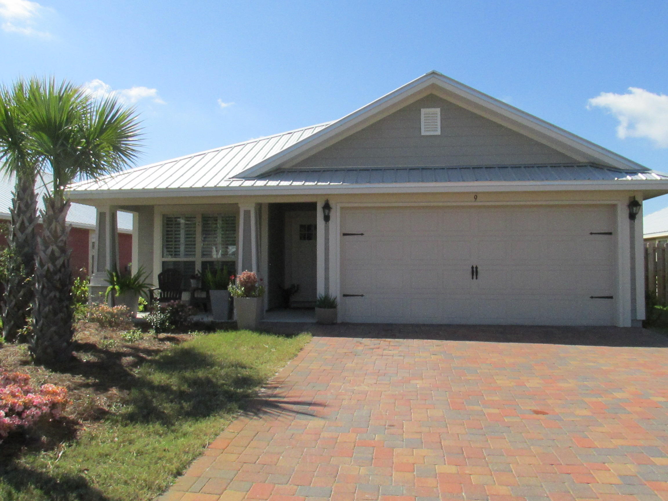 EAGLE BAY - Residential Lease