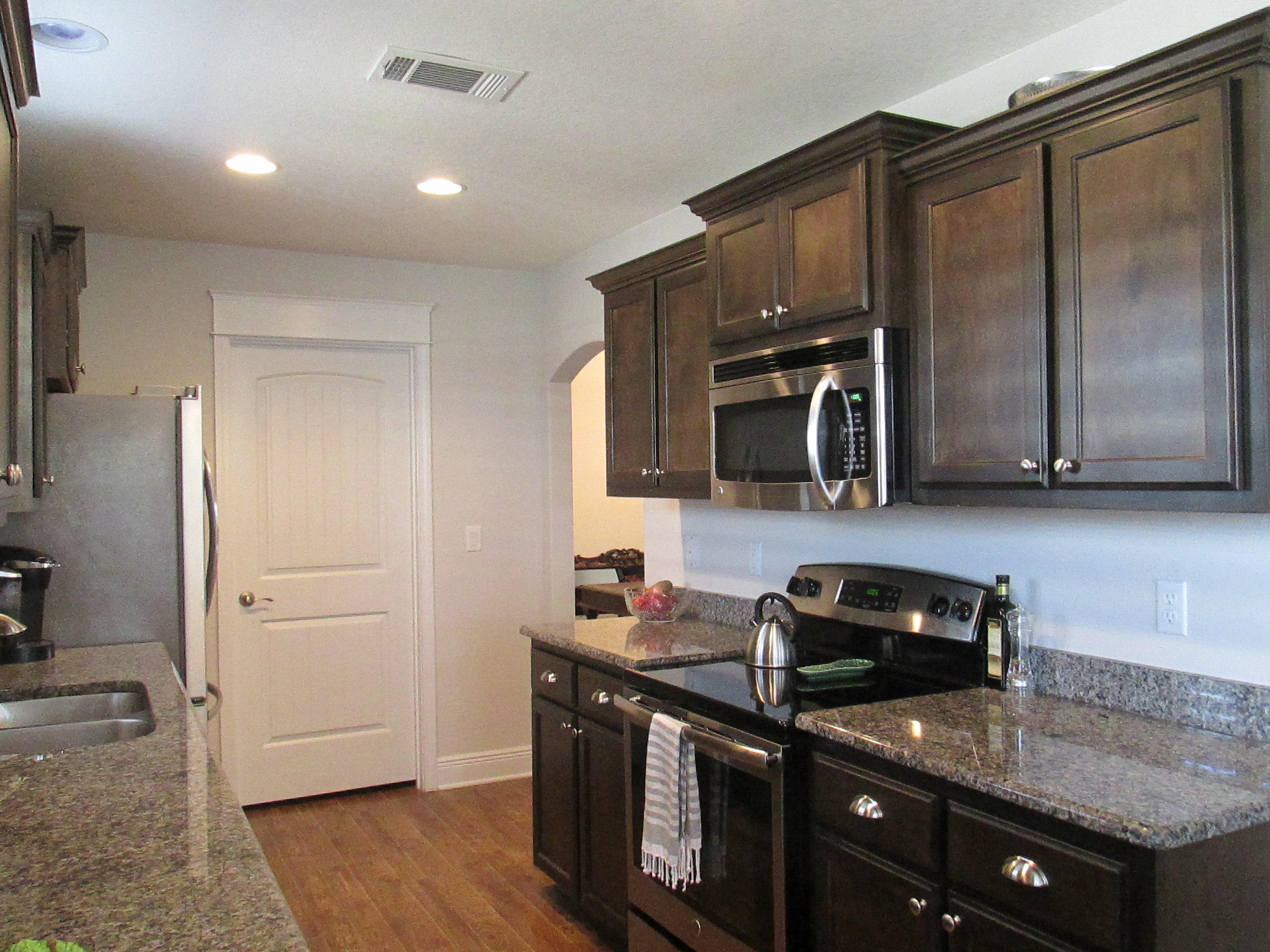 EAGLE BAY - Residential Lease