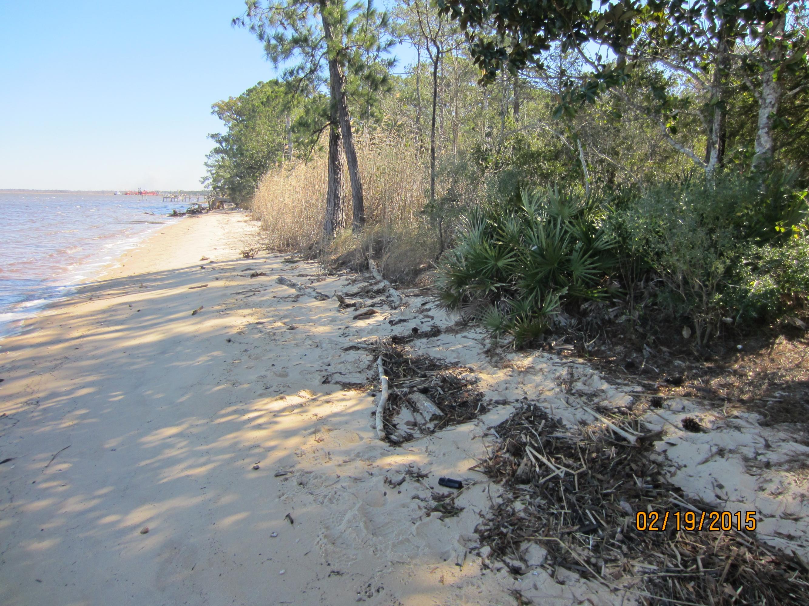 MAGNOLIA BEACH - Land