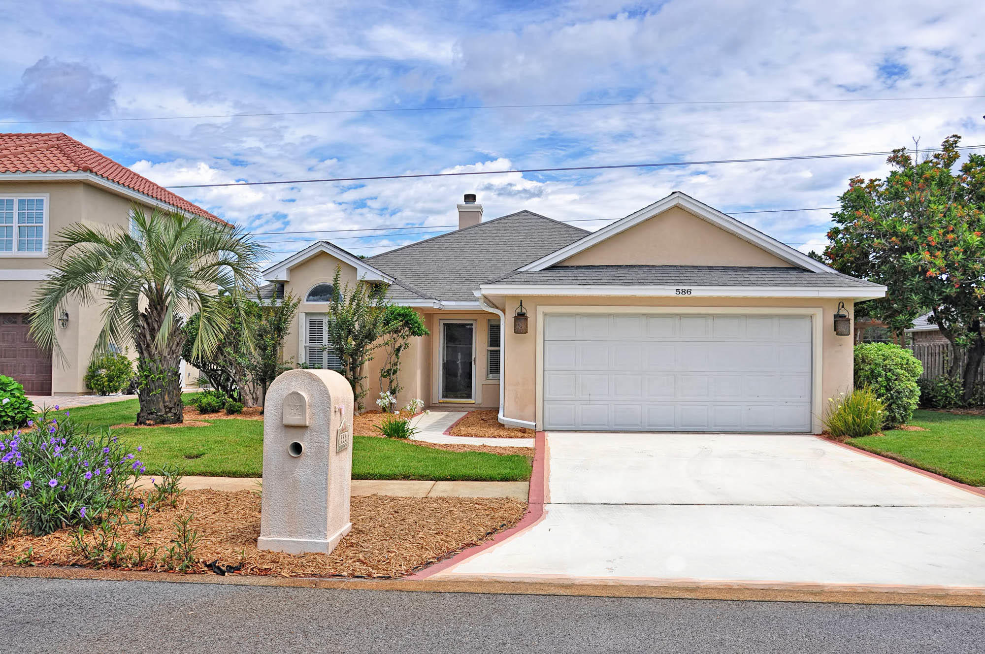 AVALON BEACH ESTATES - Residential