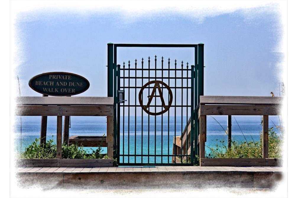 AVALON BEACH ESTATES - Residential