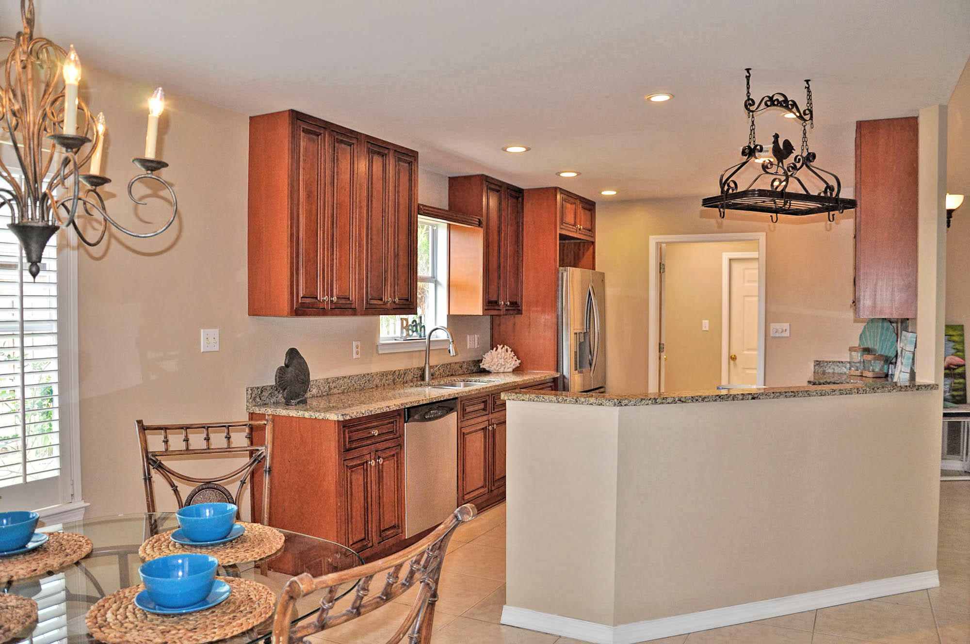 AVALON BEACH ESTATES - Residential