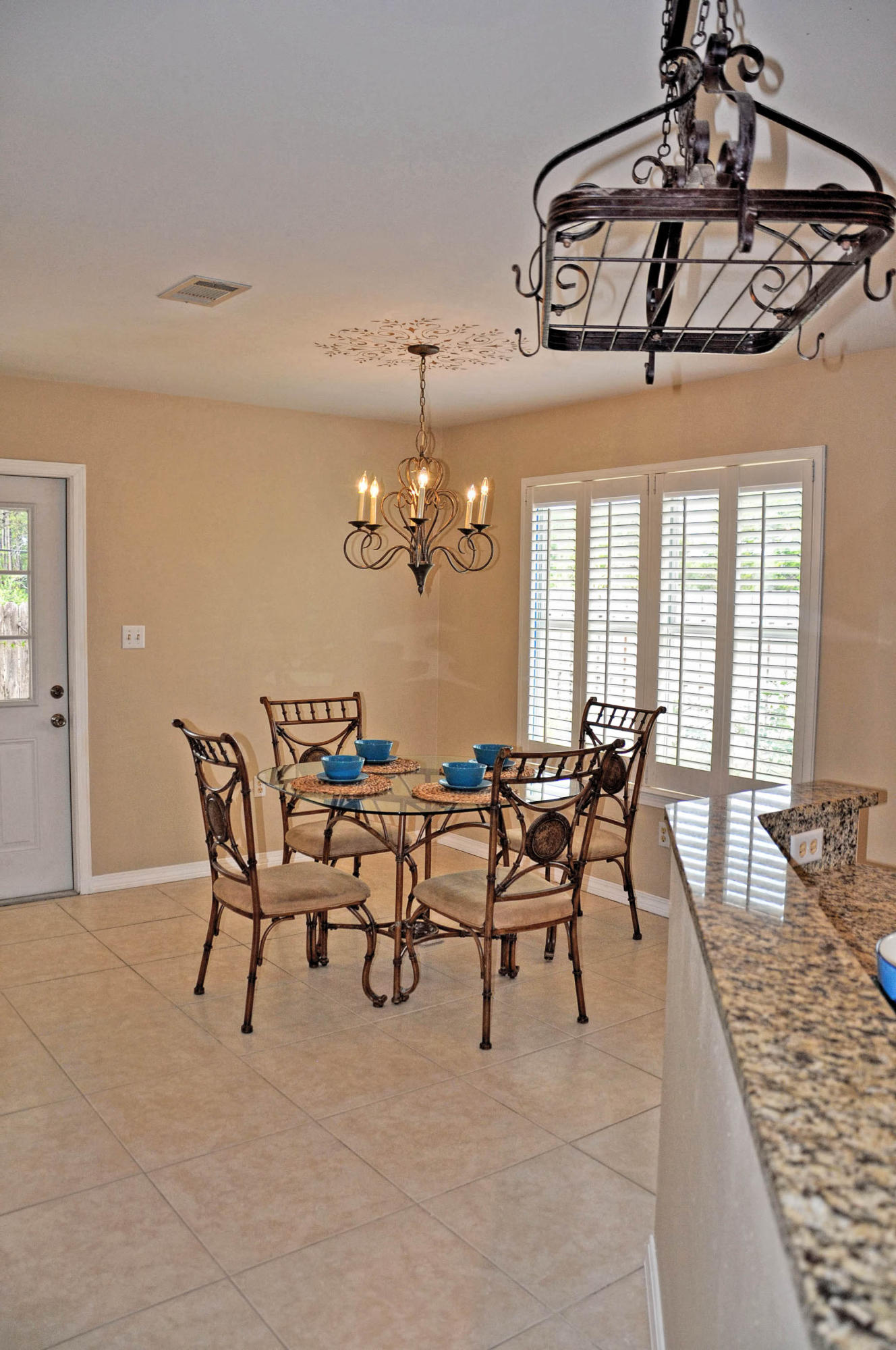 AVALON BEACH ESTATES - Residential