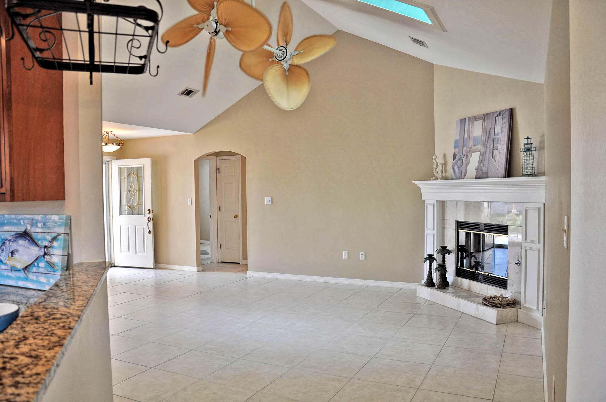 AVALON BEACH ESTATES - Residential