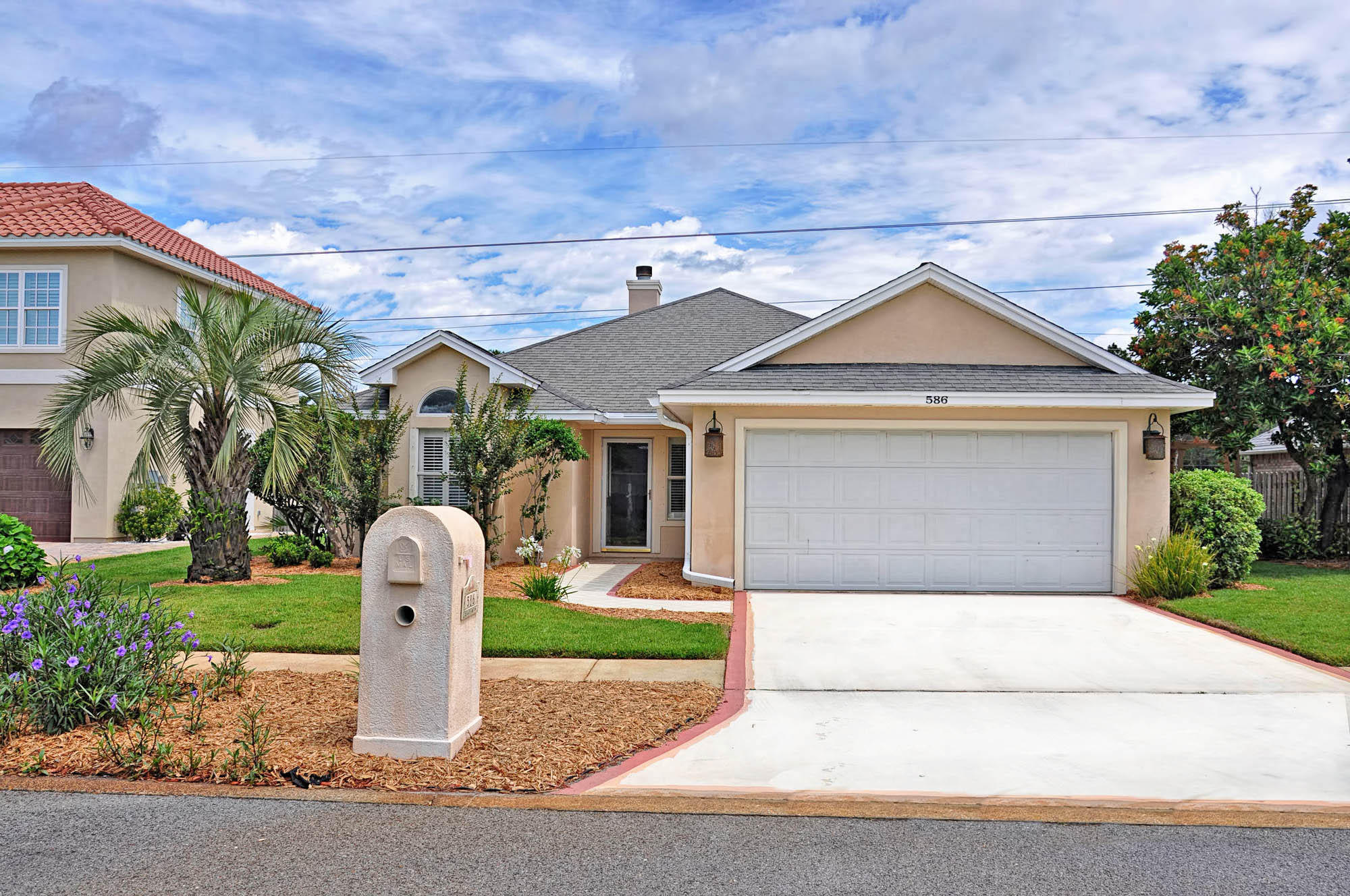 AVALON BEACH ESTATES - Residential