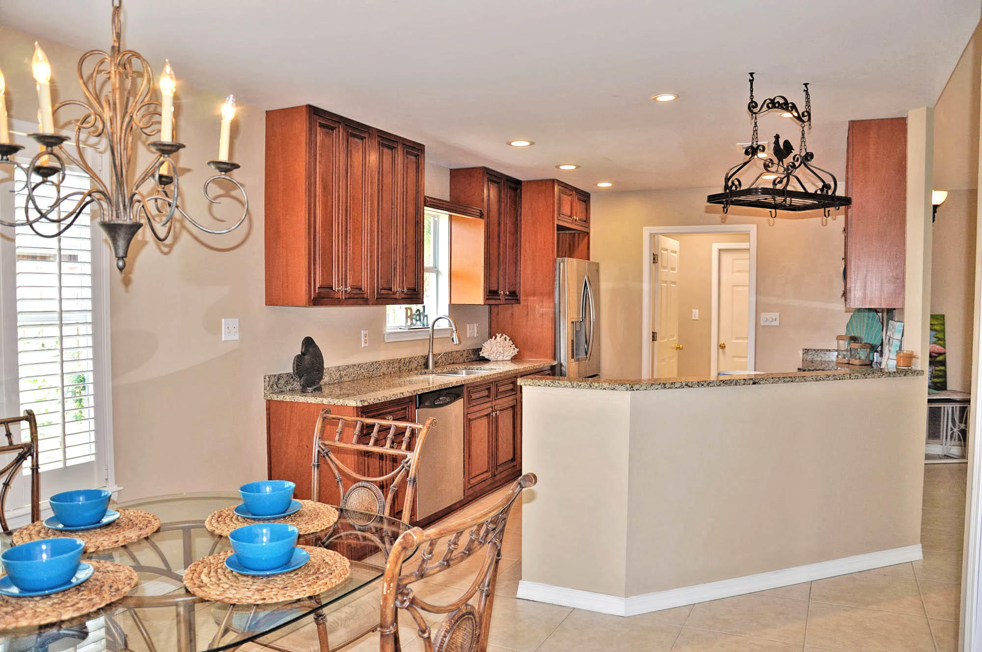 AVALON BEACH ESTATES - Residential