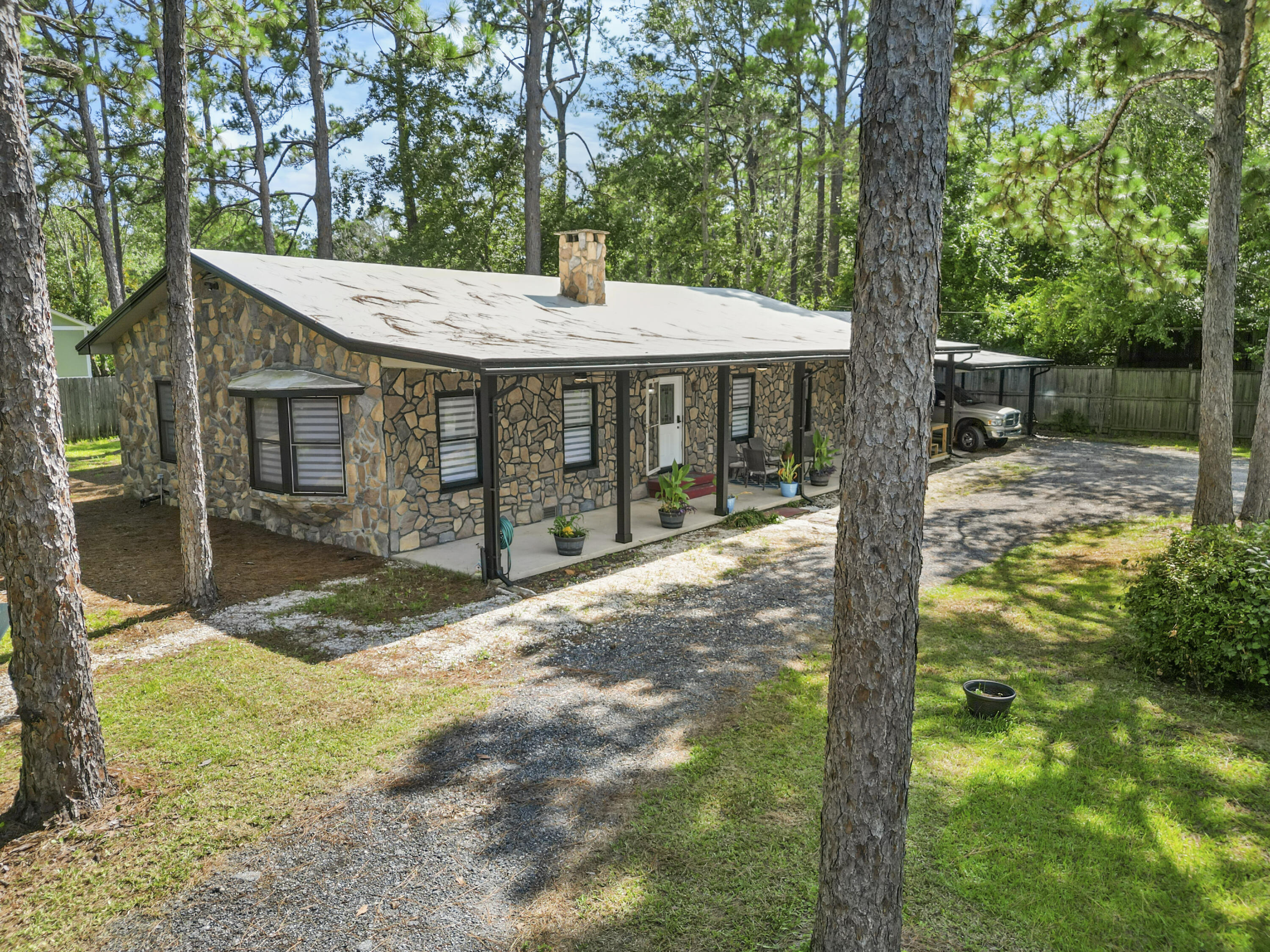 TOWN OF SANTA ROSA - Residential
