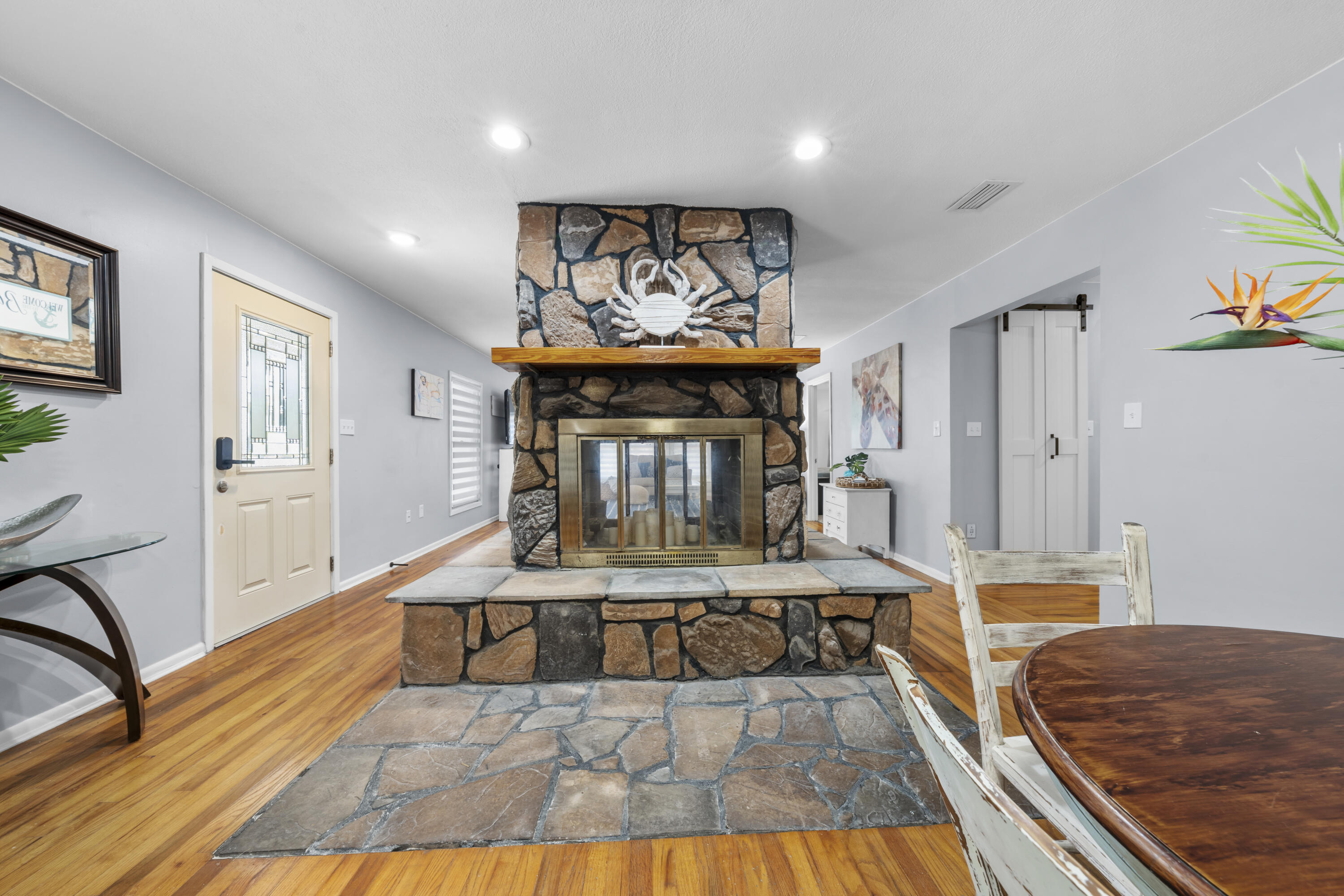 TOWN OF SANTA ROSA - Residential