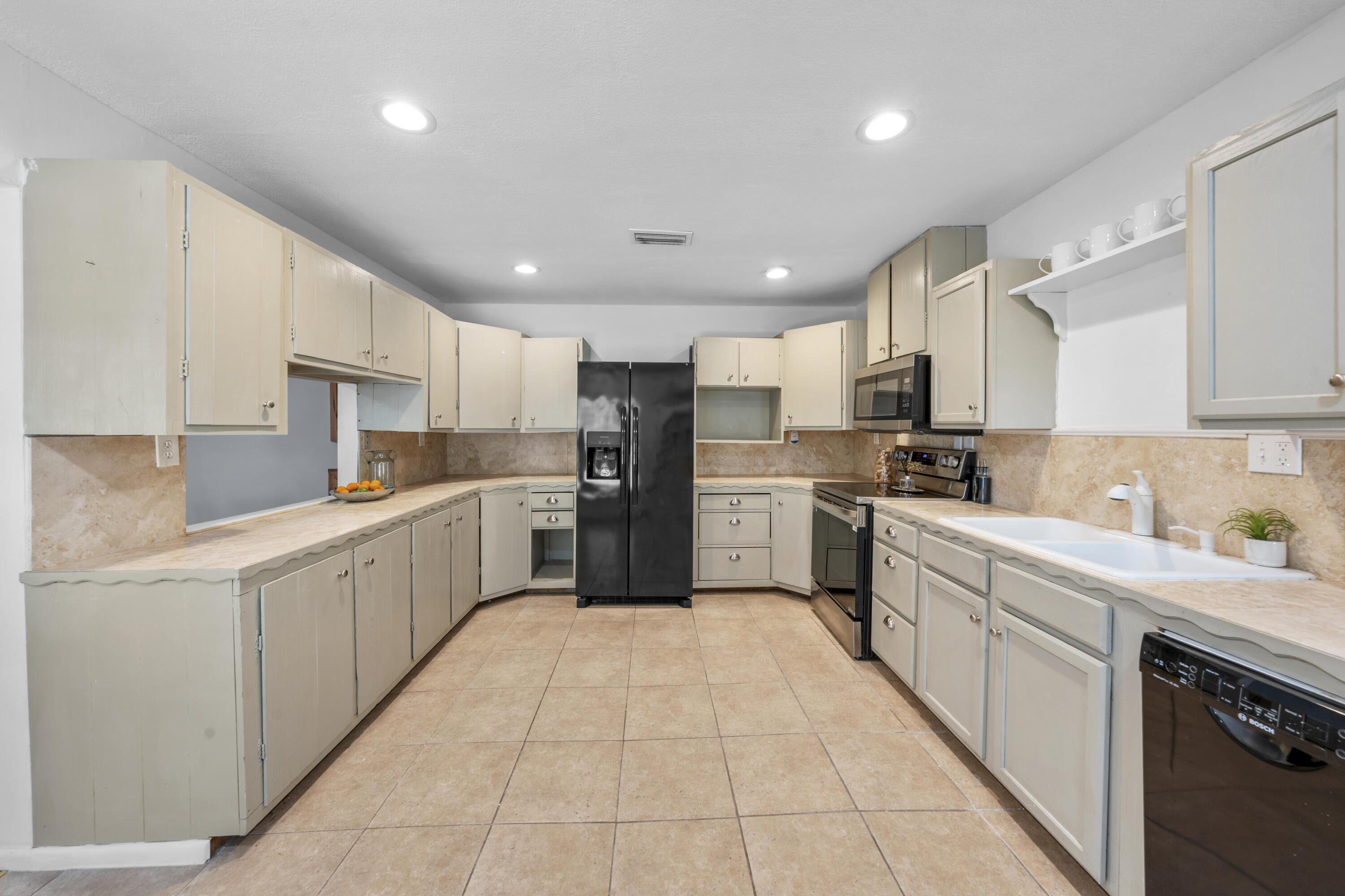 TOWN OF SANTA ROSA - Residential