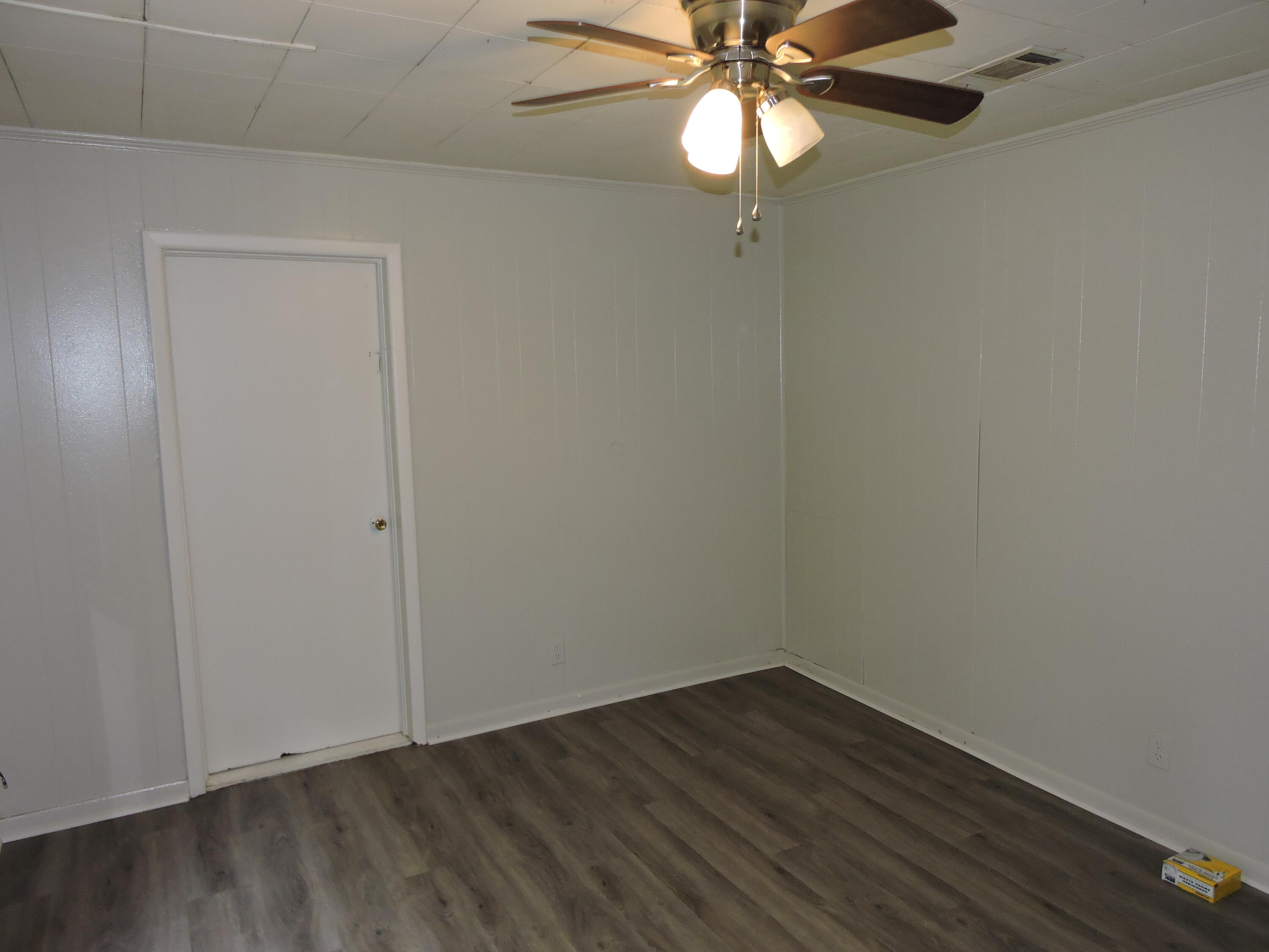 CRESTVIEW - Residential Lease