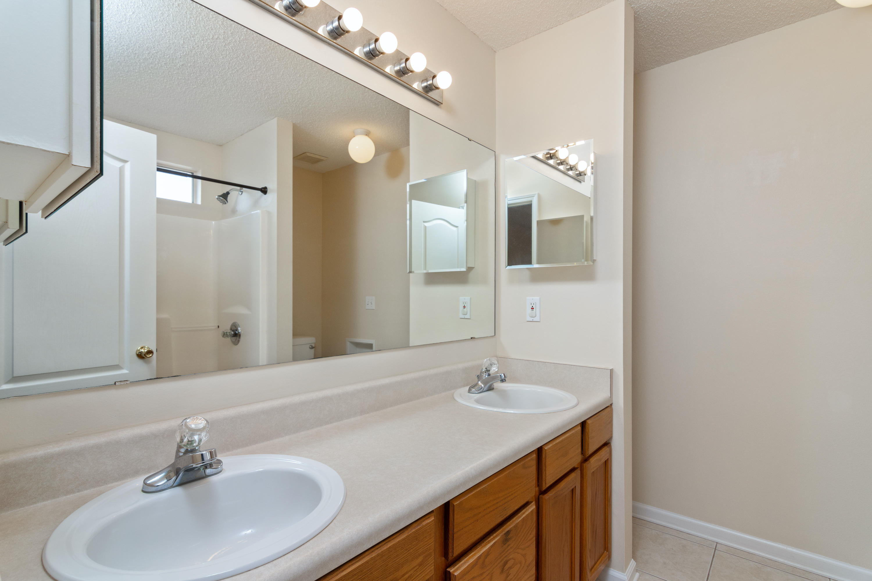 HARLAN SQUARE S/D - Residential